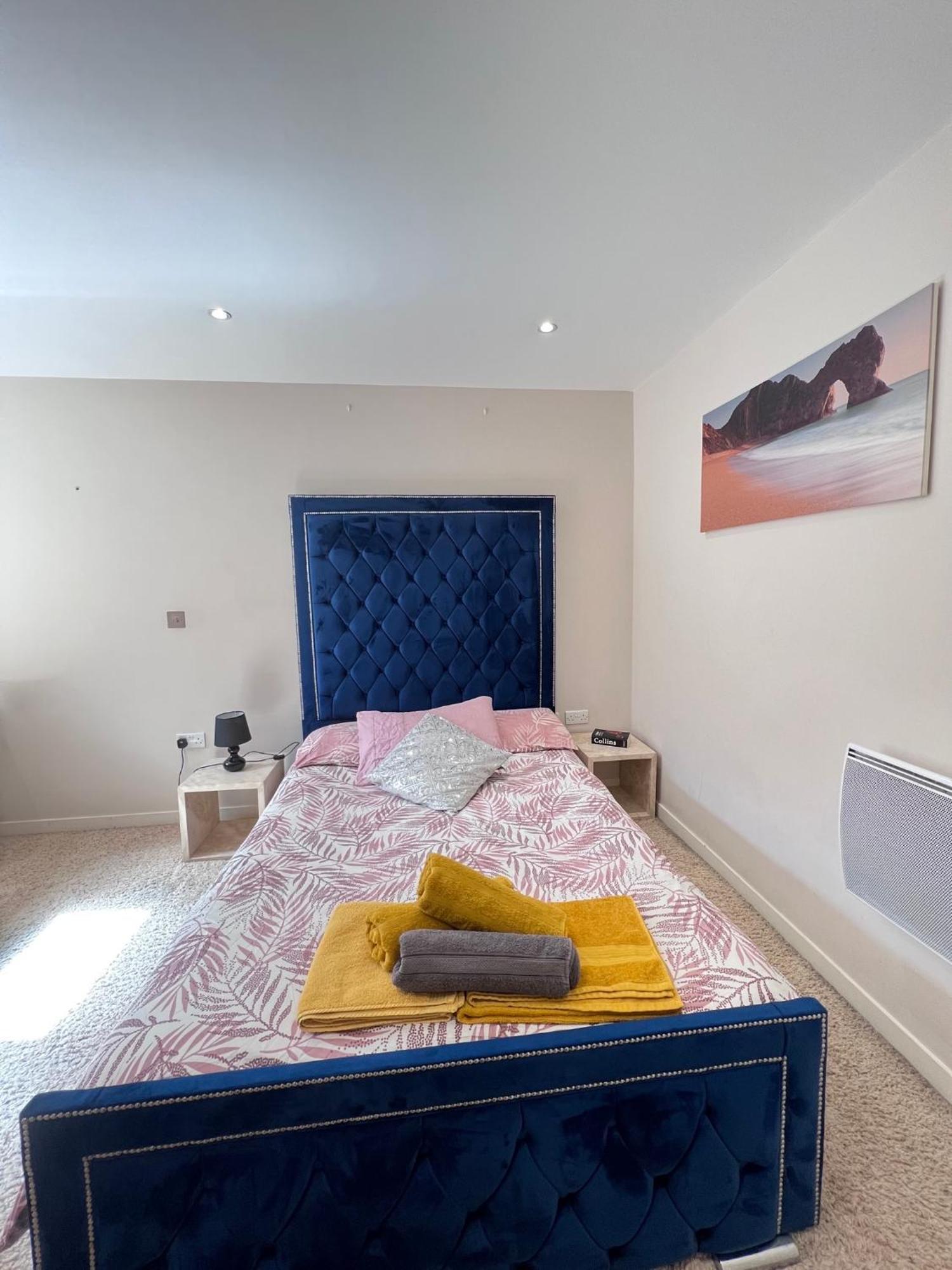 Great City Centre Getaway Apartment 2 Bed Near The Beach And Shopping Area Swansea Eksteriør bilde