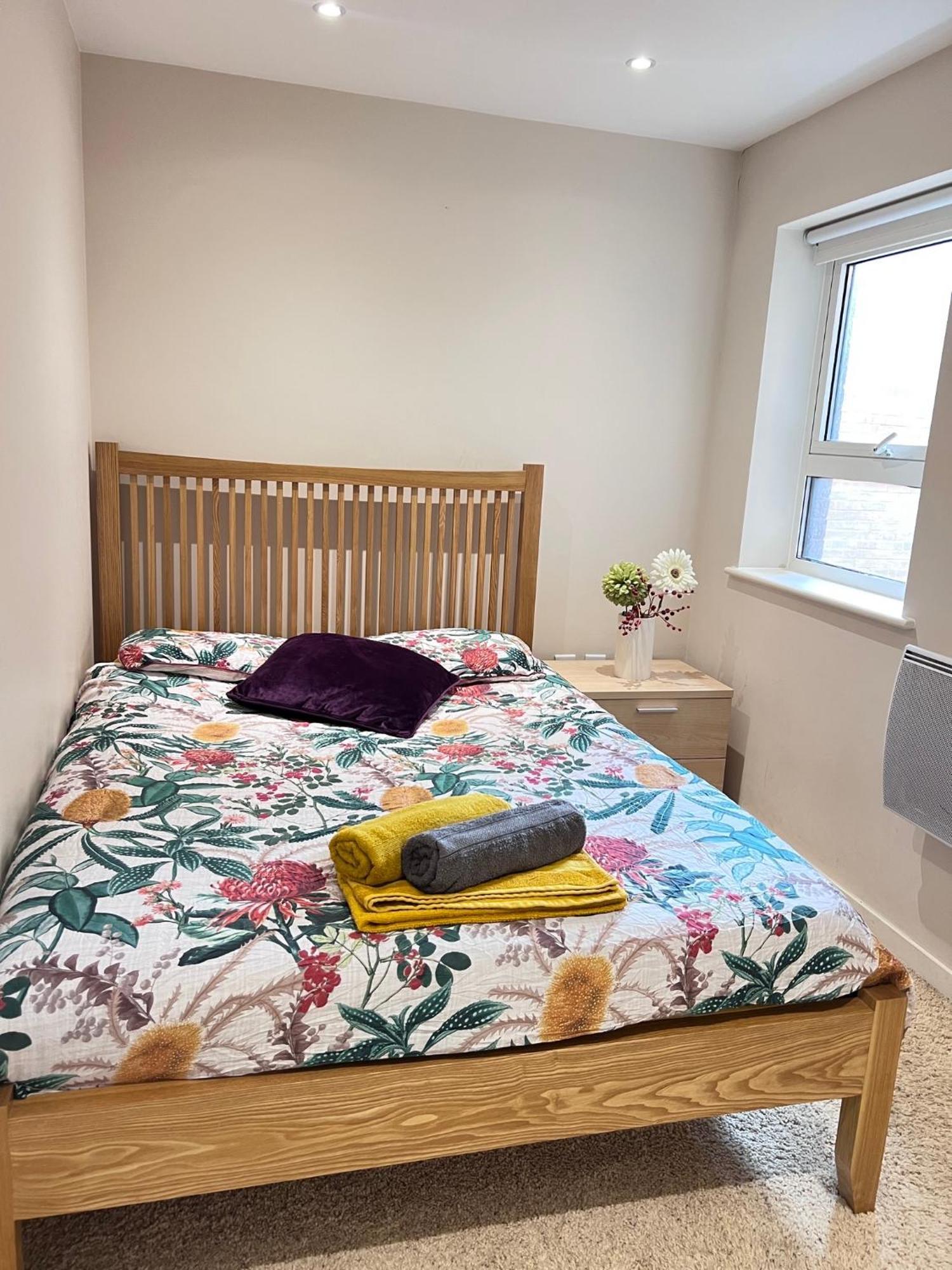Great City Centre Getaway Apartment 2 Bed Near The Beach And Shopping Area Swansea Eksteriør bilde