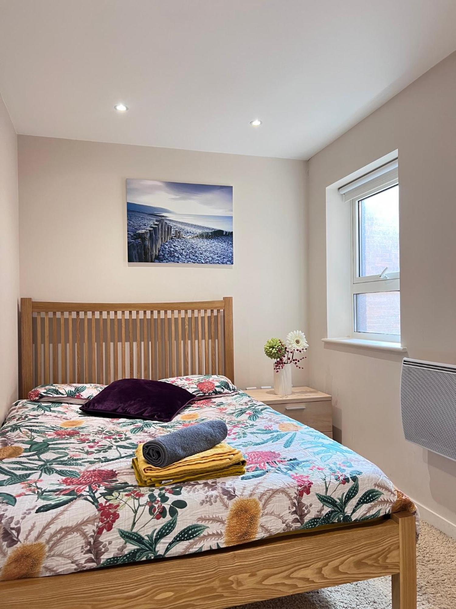 Great City Centre Getaway Apartment 2 Bed Near The Beach And Shopping Area Swansea Eksteriør bilde